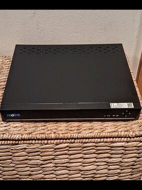 Reolink Network Video Recorder (NVR) DVR 16ch 4TB Hard Drive Unit RLN16-410